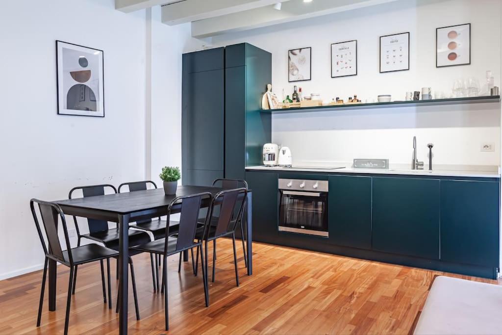 Elegante Loft Su 2 Piani A 5 Minuti Da San Siro Apartamento Milão Exterior foto